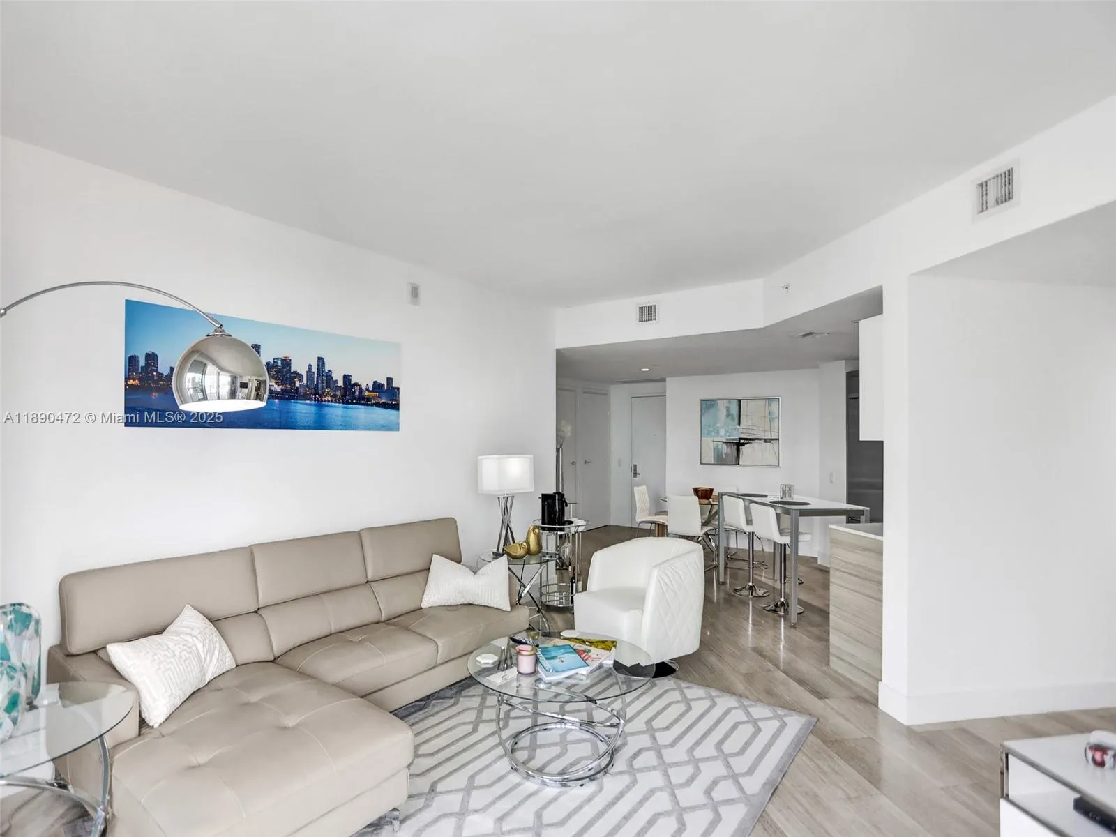 1300 Brickell Bay Dr, #2702