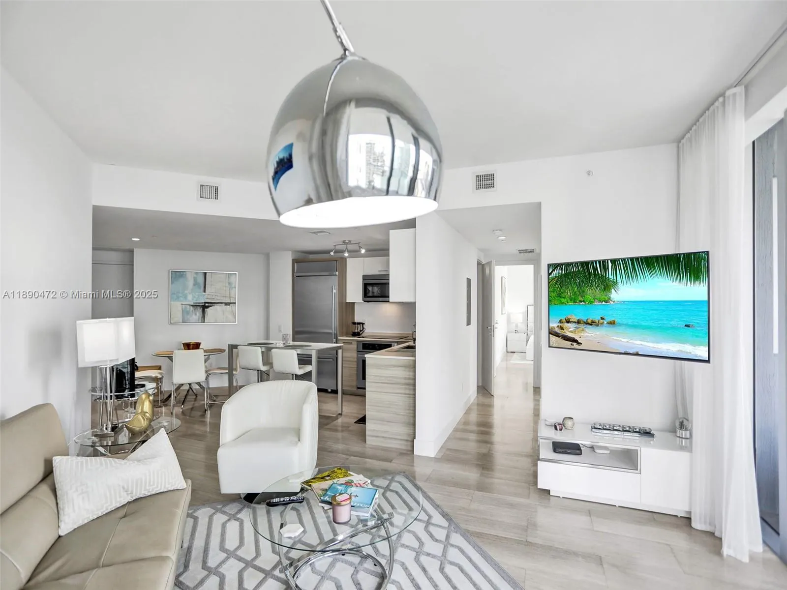 1300 Brickell Bay Dr, #2702