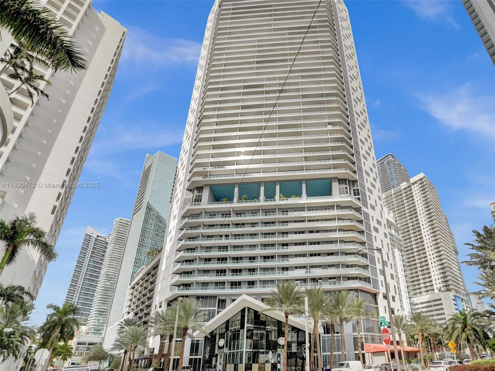 1300 Brickell Bay Dr, #2702