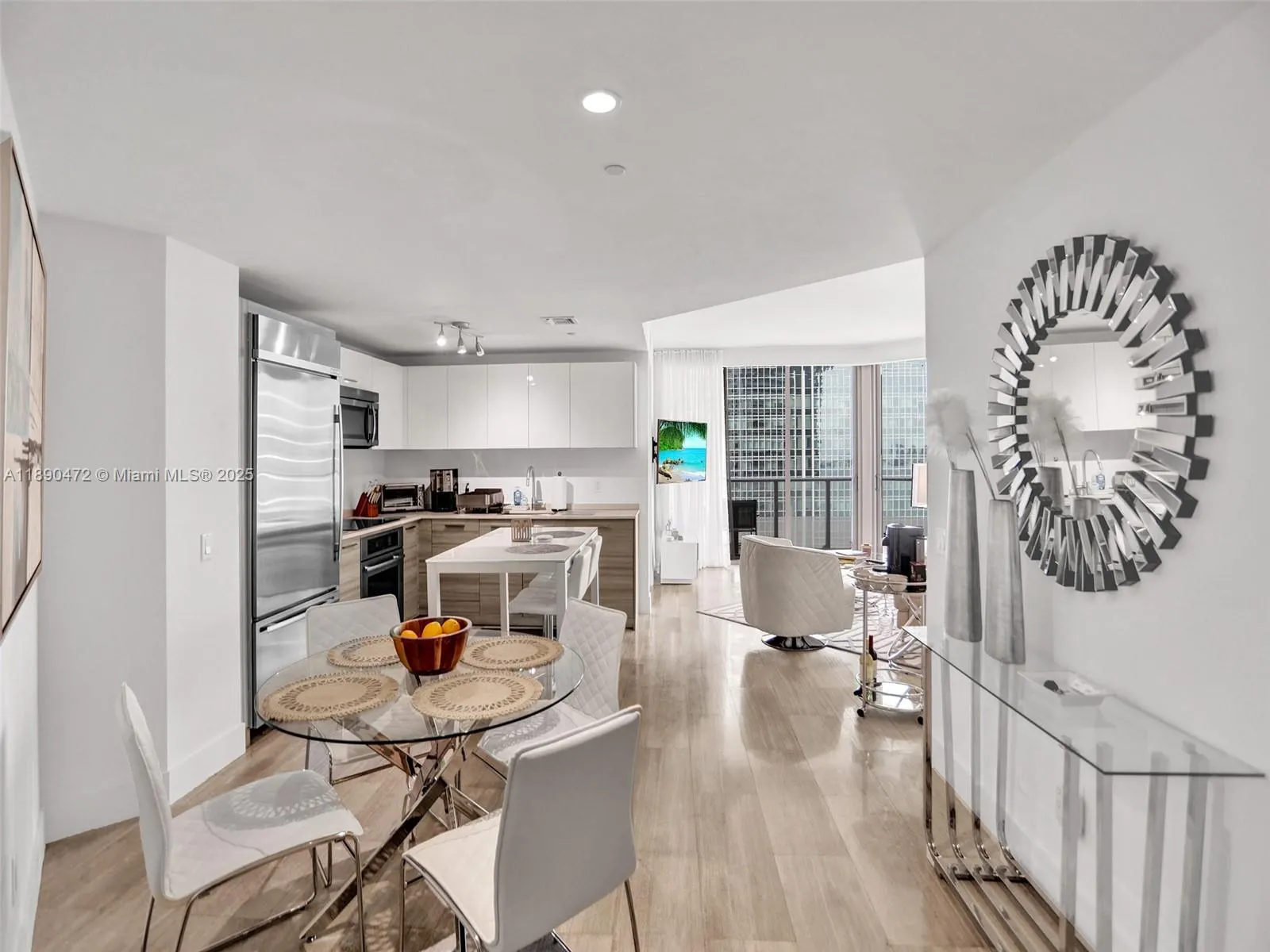 1300 Brickell Bay Dr, #2702