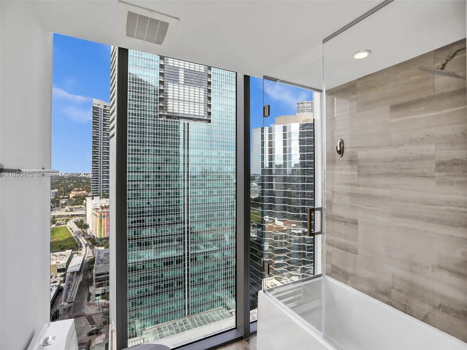 1300 Brickell Bay Dr, #2702