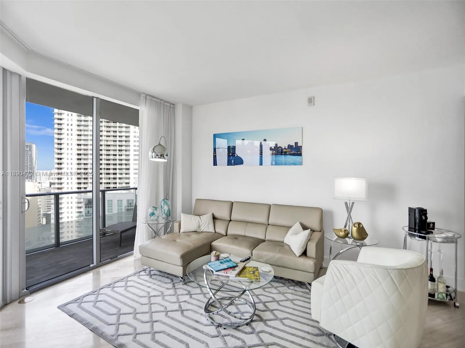 1300 Brickell Bay Dr, #2702
