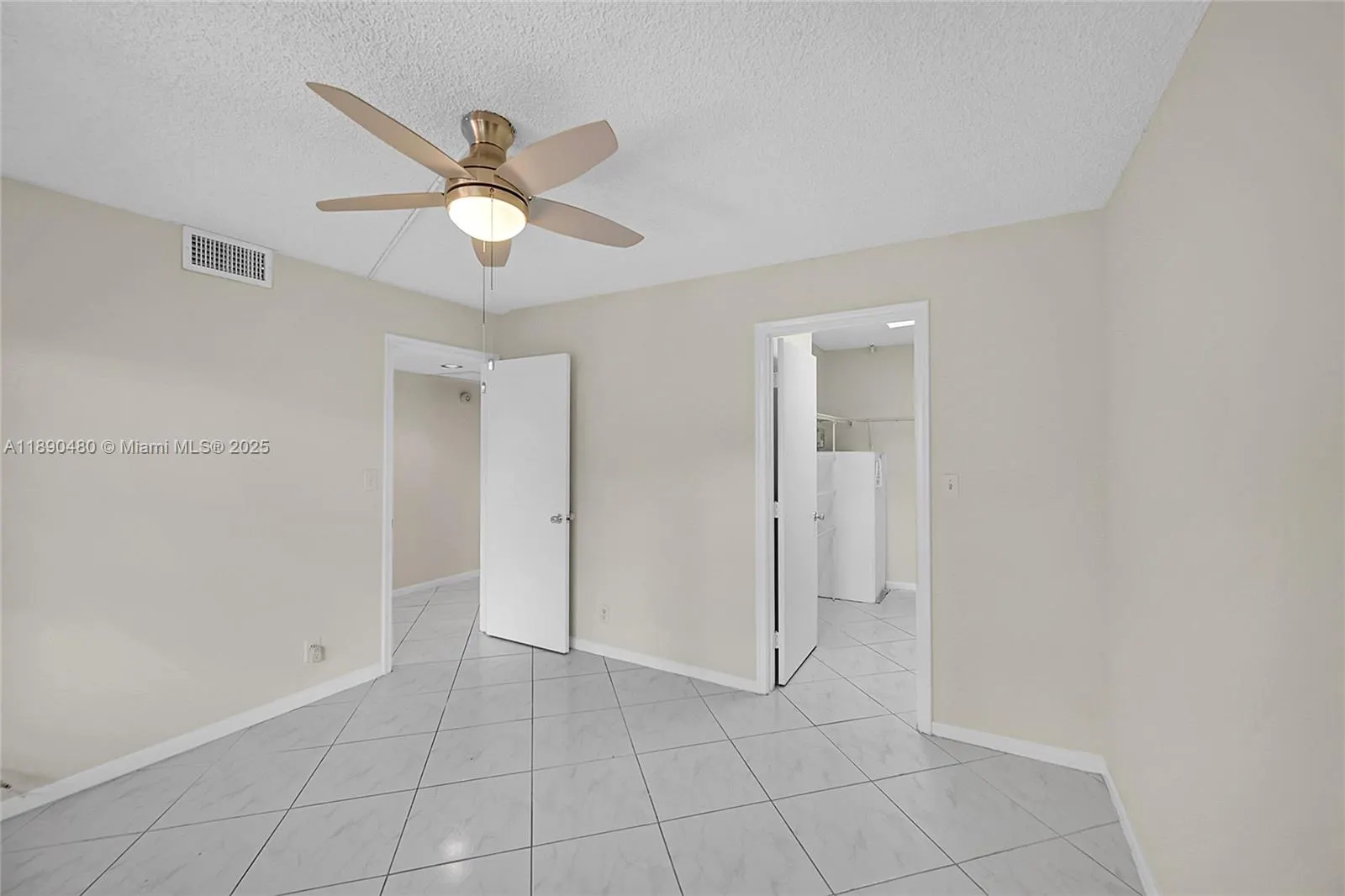 1604 Abaco Dr, #B3