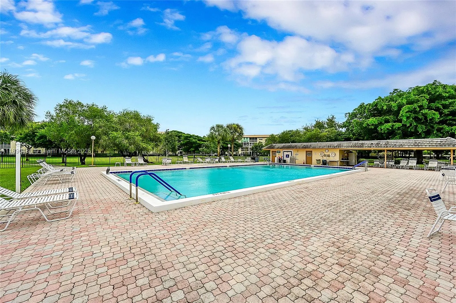 1604 Abaco Dr, #B3