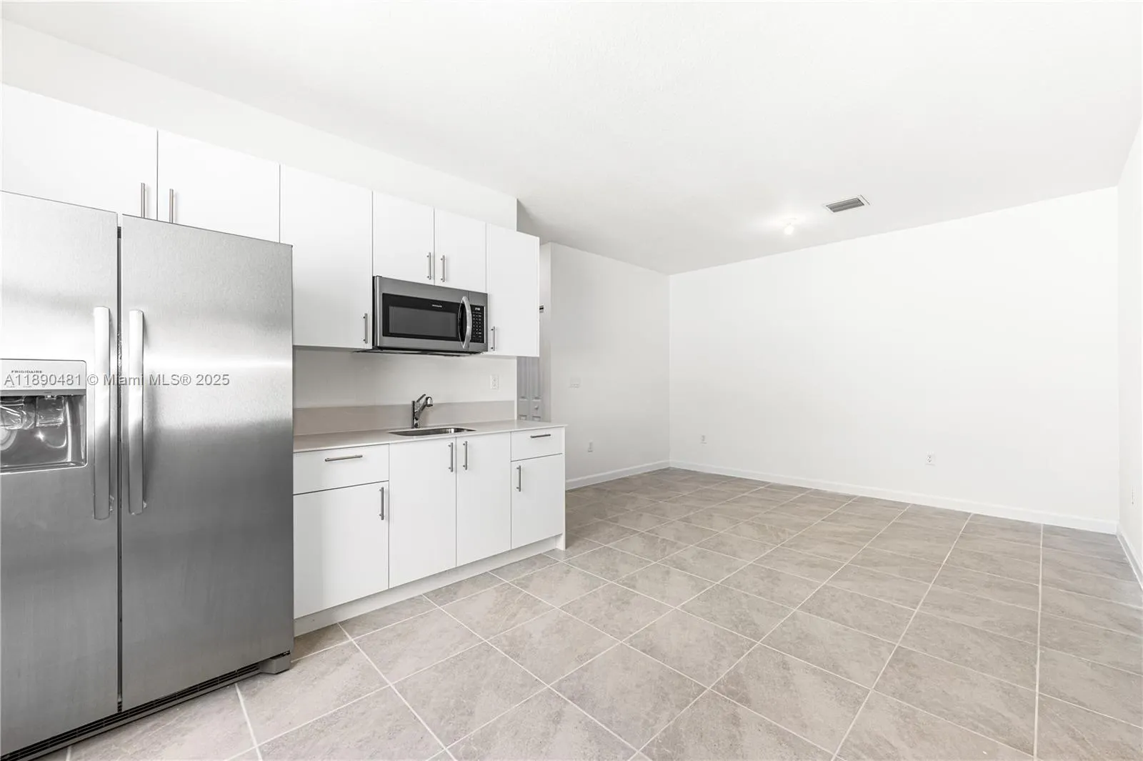 2232 SE 30th St, #2