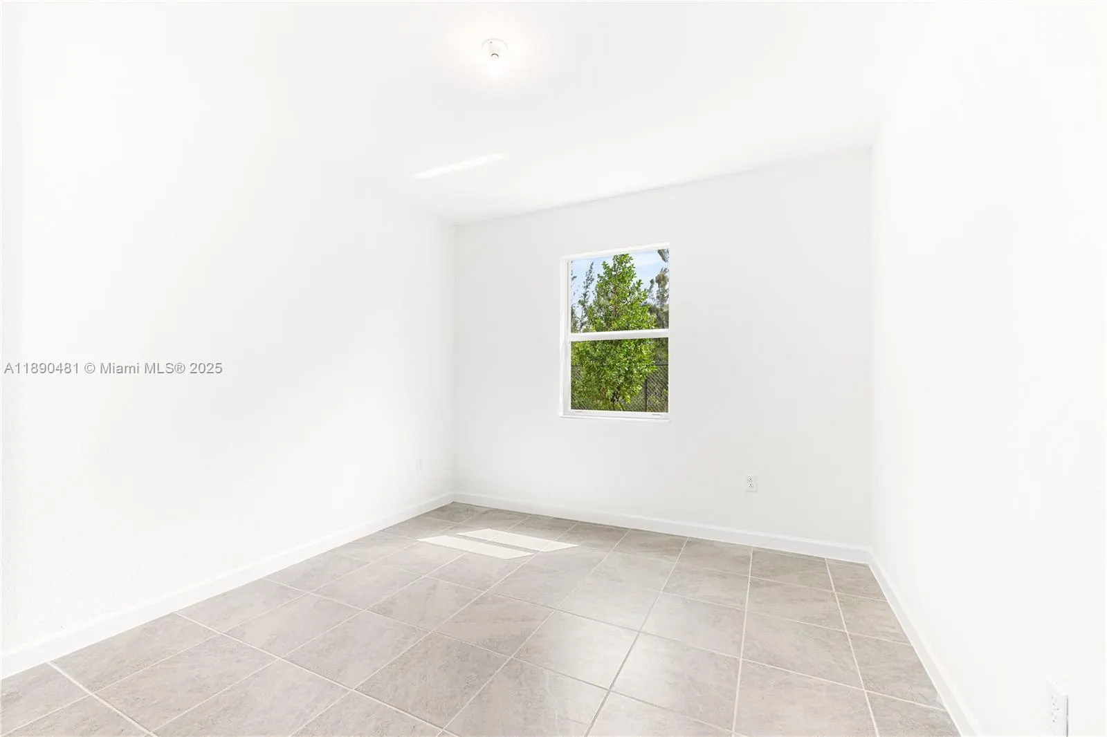 2232 SE 30th St, #2