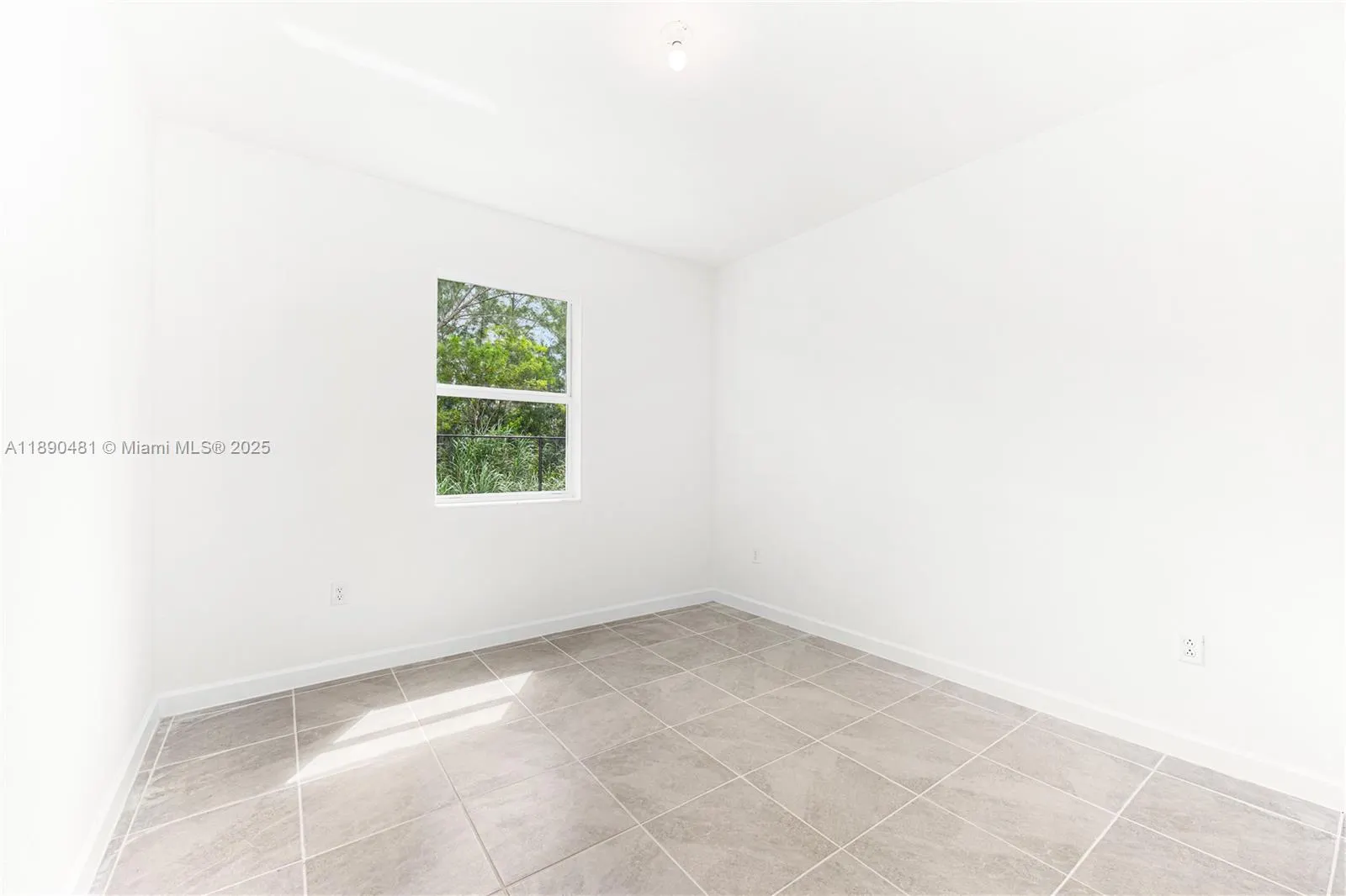 2232 SE 30th St, #2