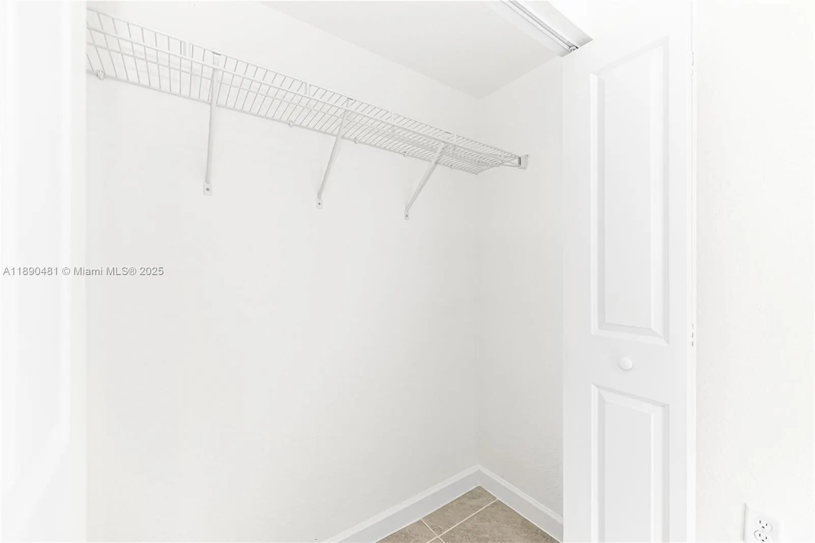 2232 SE 30th St, #2