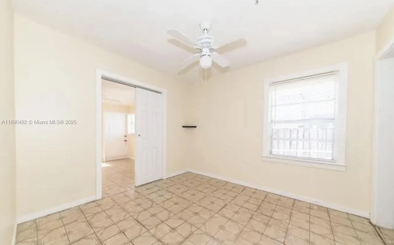438 Malverne Rd, #1