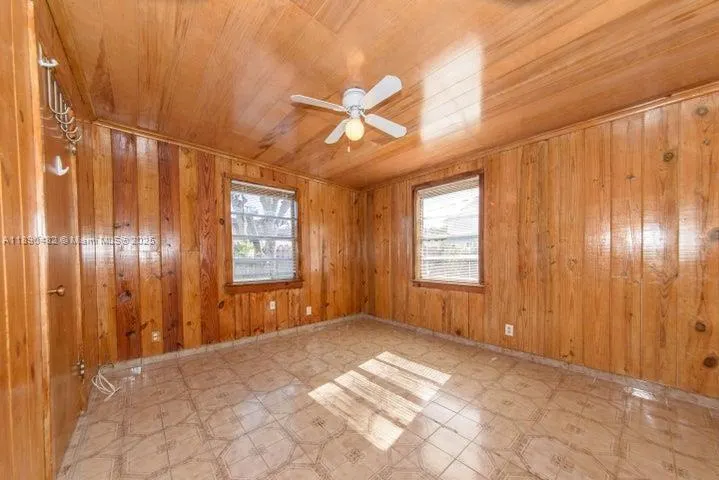 438 Malverne Rd, #1
