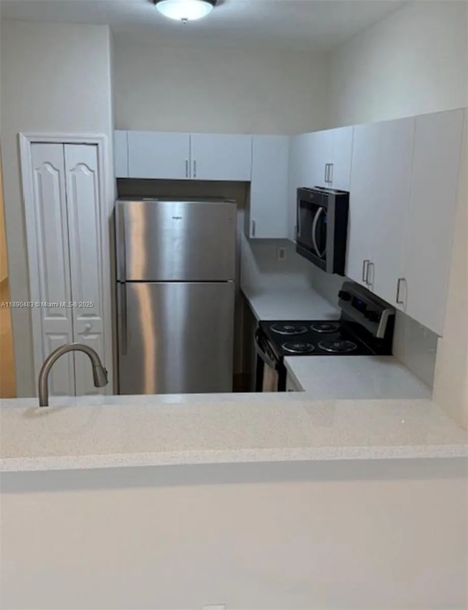 1661 SE 29th Ct, #103