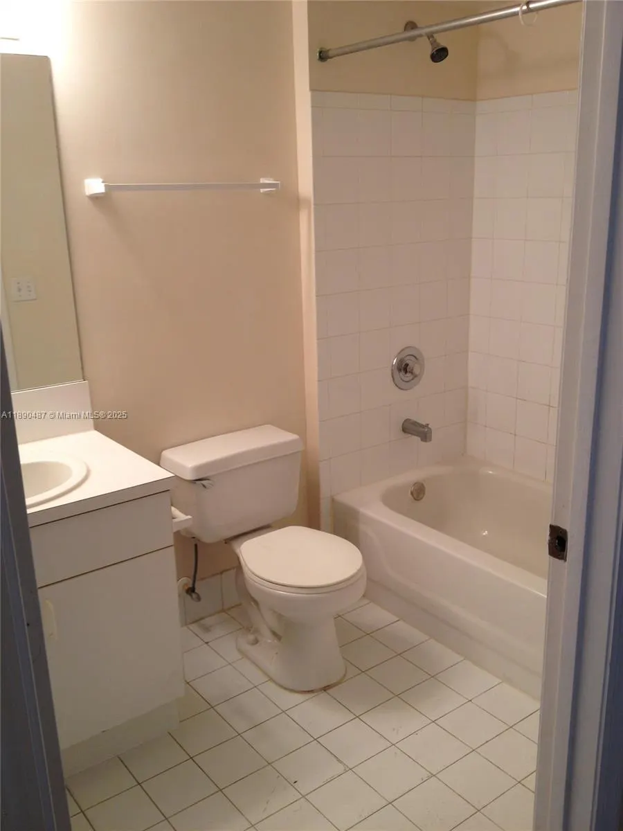 470 S Park Rd, #7-308