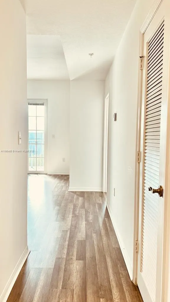 1200 Town Center Dr, #403