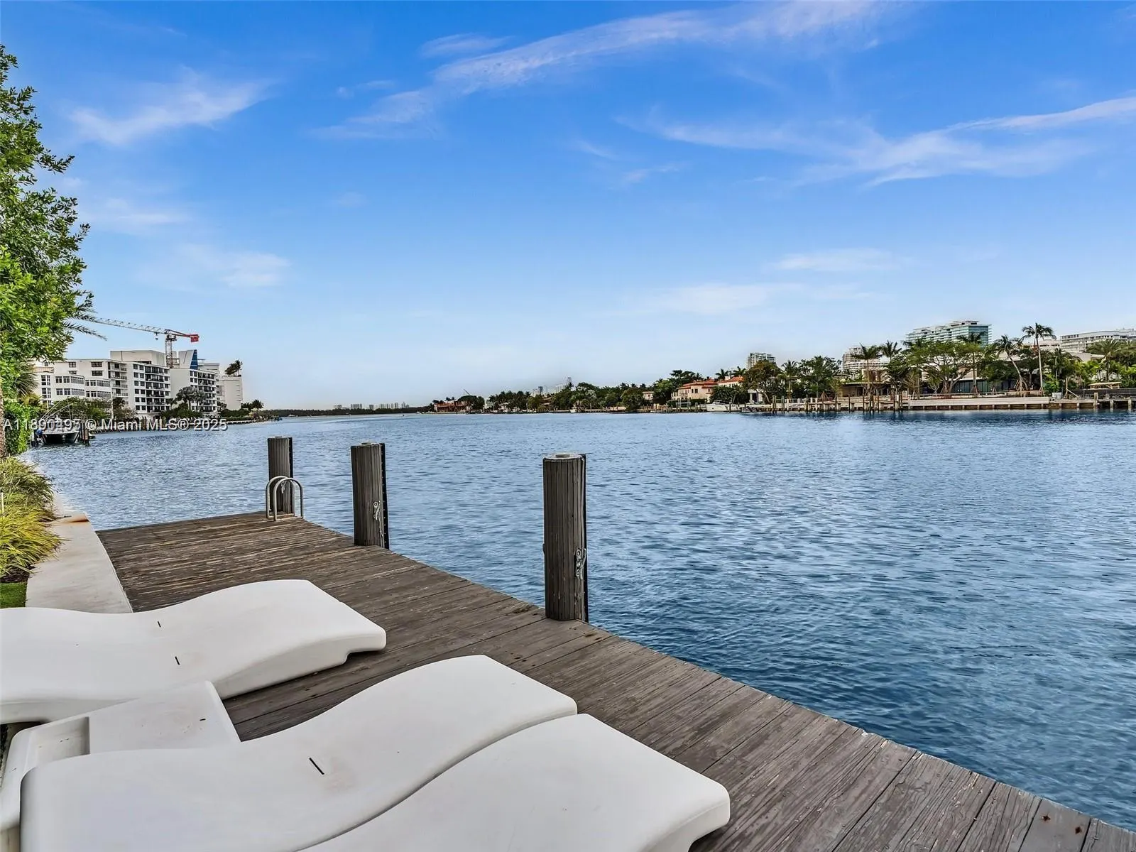 9821 E Bay Harbor Dr, #302