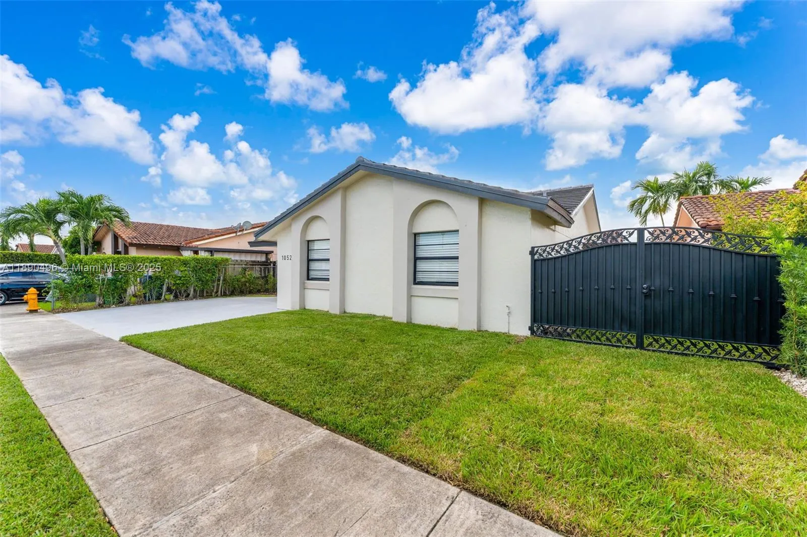 1052 NW 127th Path