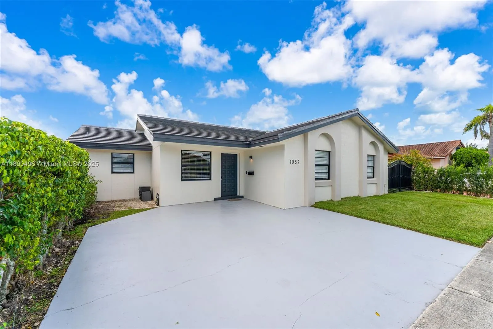 1052 NW 127th Path