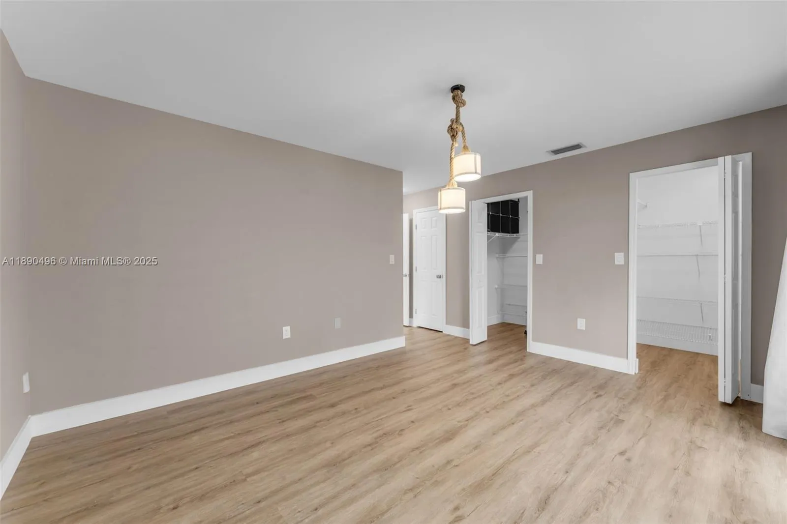 1052 NW 127th Path