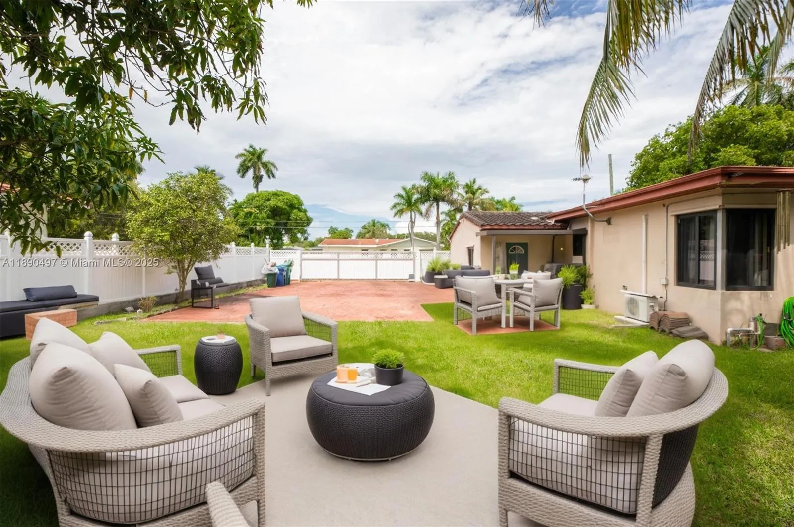 11490 W BISCAYNE CANAL RD