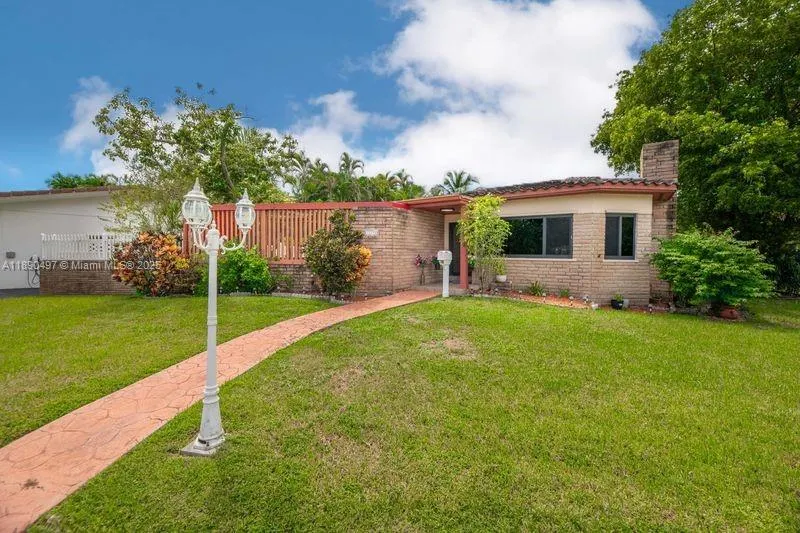 11490 W BISCAYNE CANAL RD