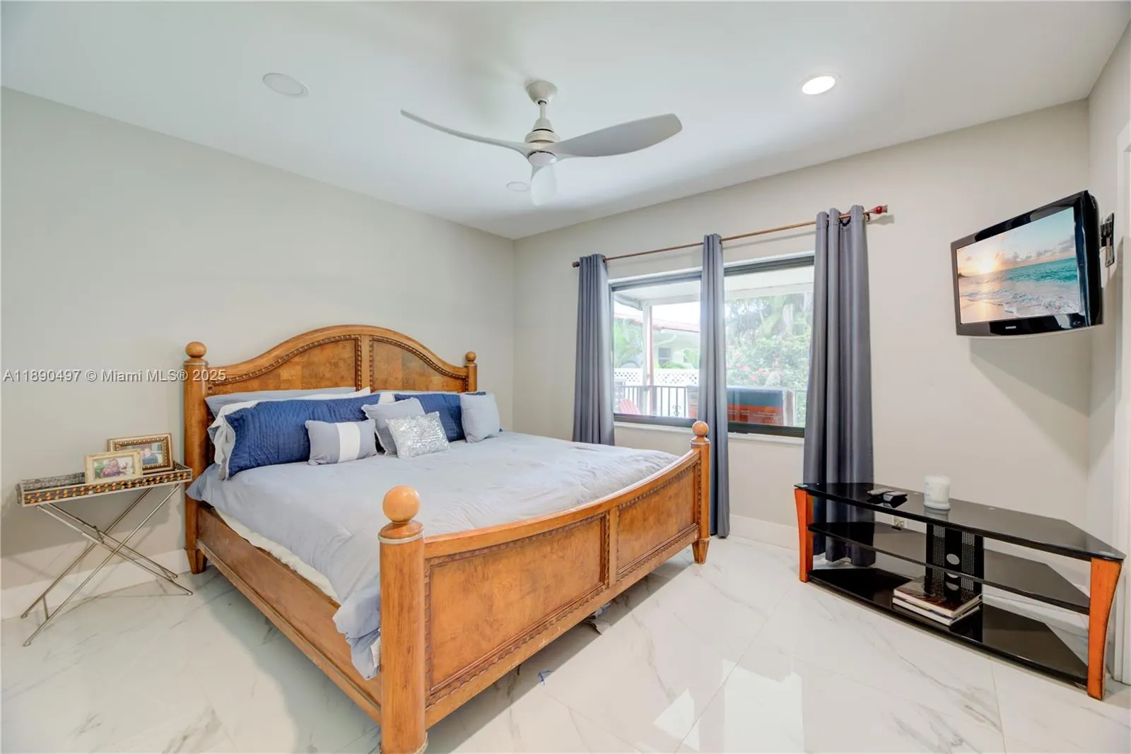 11490 W BISCAYNE CANAL RD