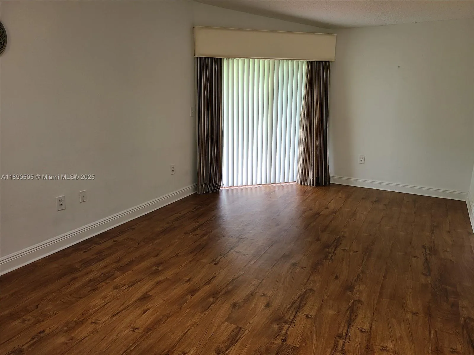 9851 Nob Hill Ct, #.