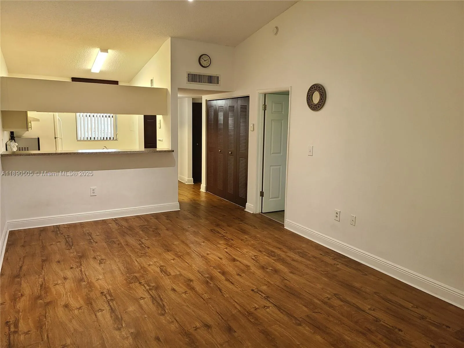 9851 Nob Hill Ct, #.