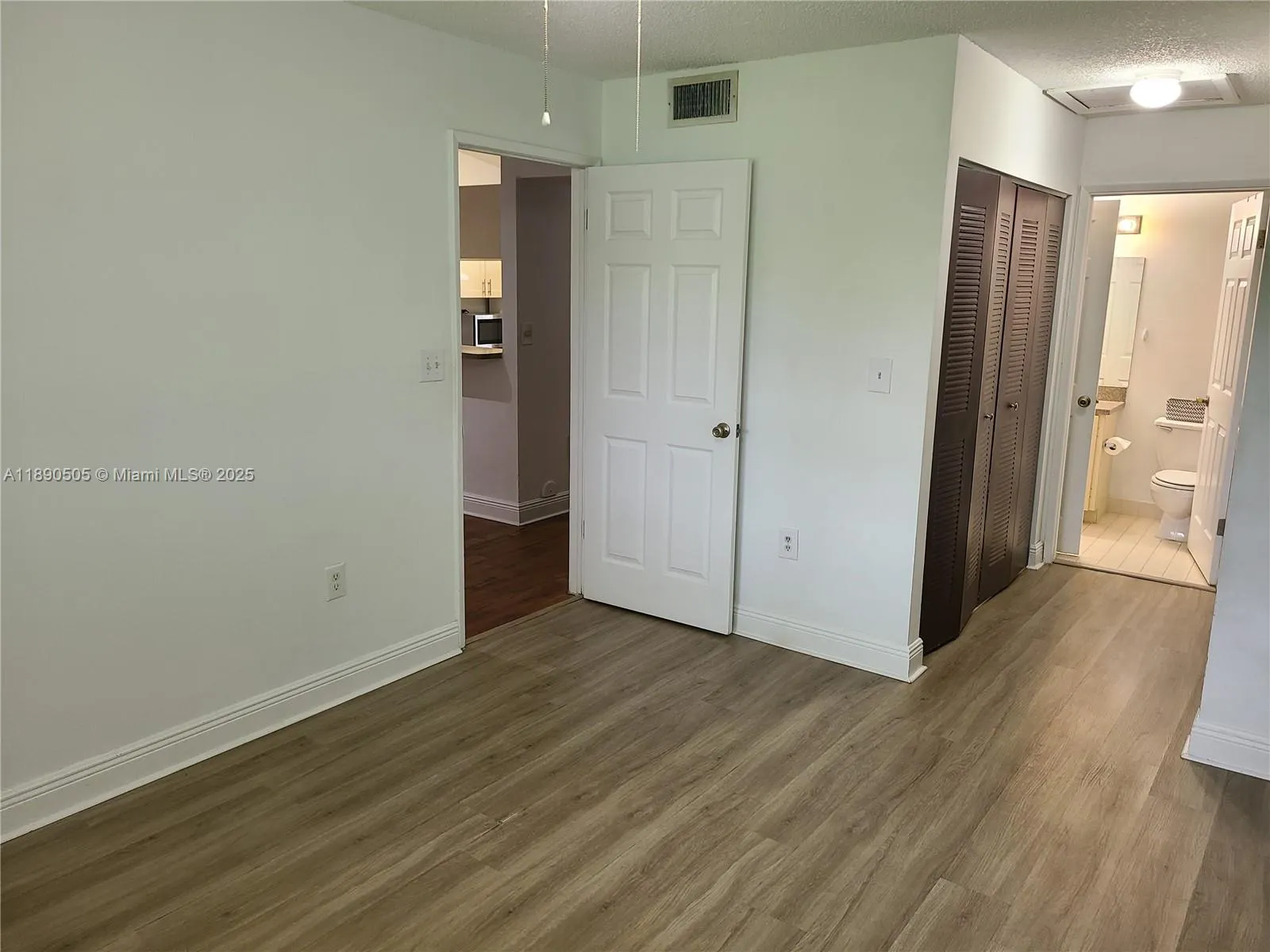 9851 Nob Hill Ct, #.