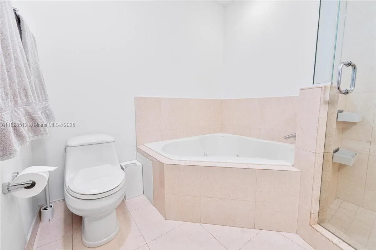 2802 NE 184th Ter, #2802