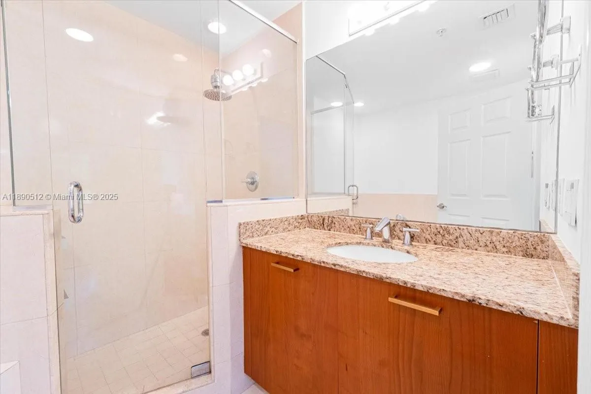 2802 NE 184th Ter, #2802
