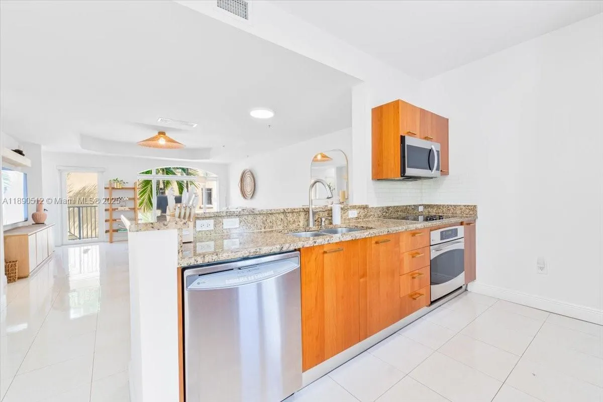 2802 NE 184th Ter, #2802