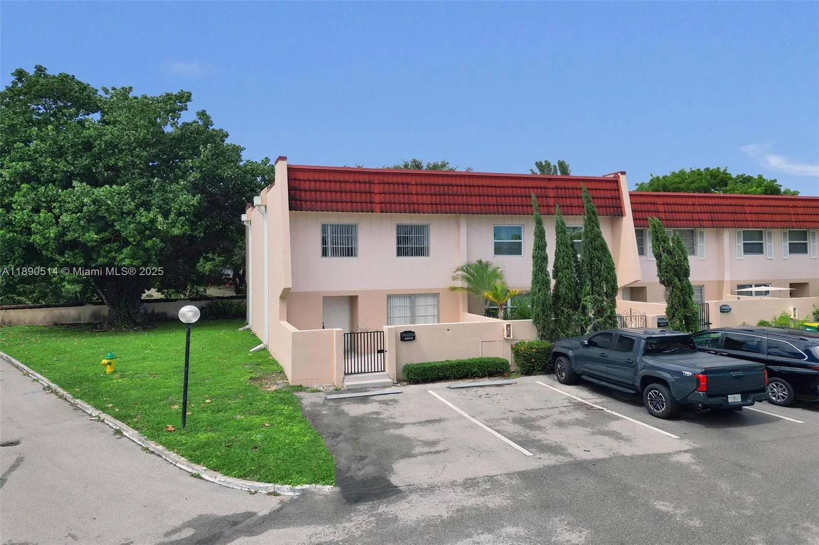 4026 Inverrary Dr, #8A