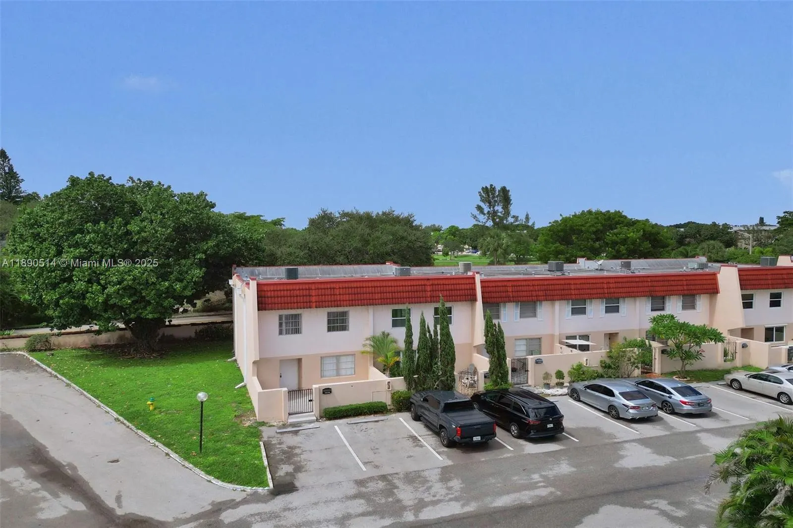 4026 Inverrary Dr, #8A