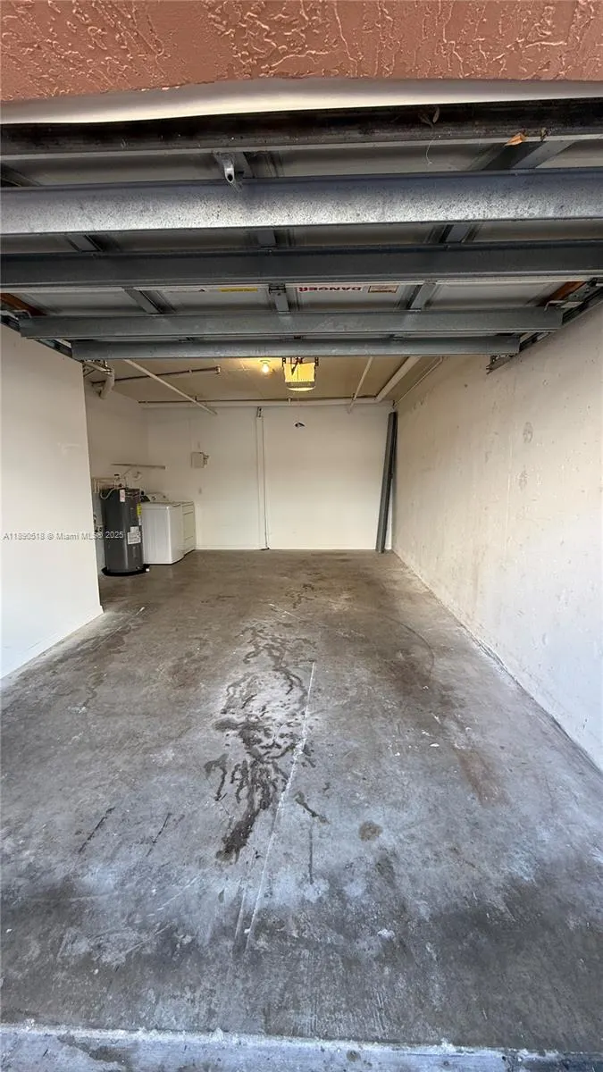 2107 SE 10th Ave, #827