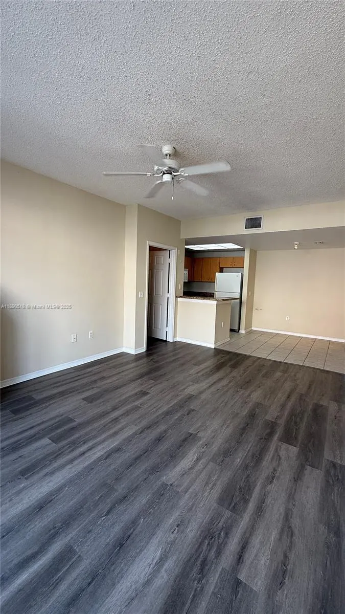 2107 SE 10th Ave, #827