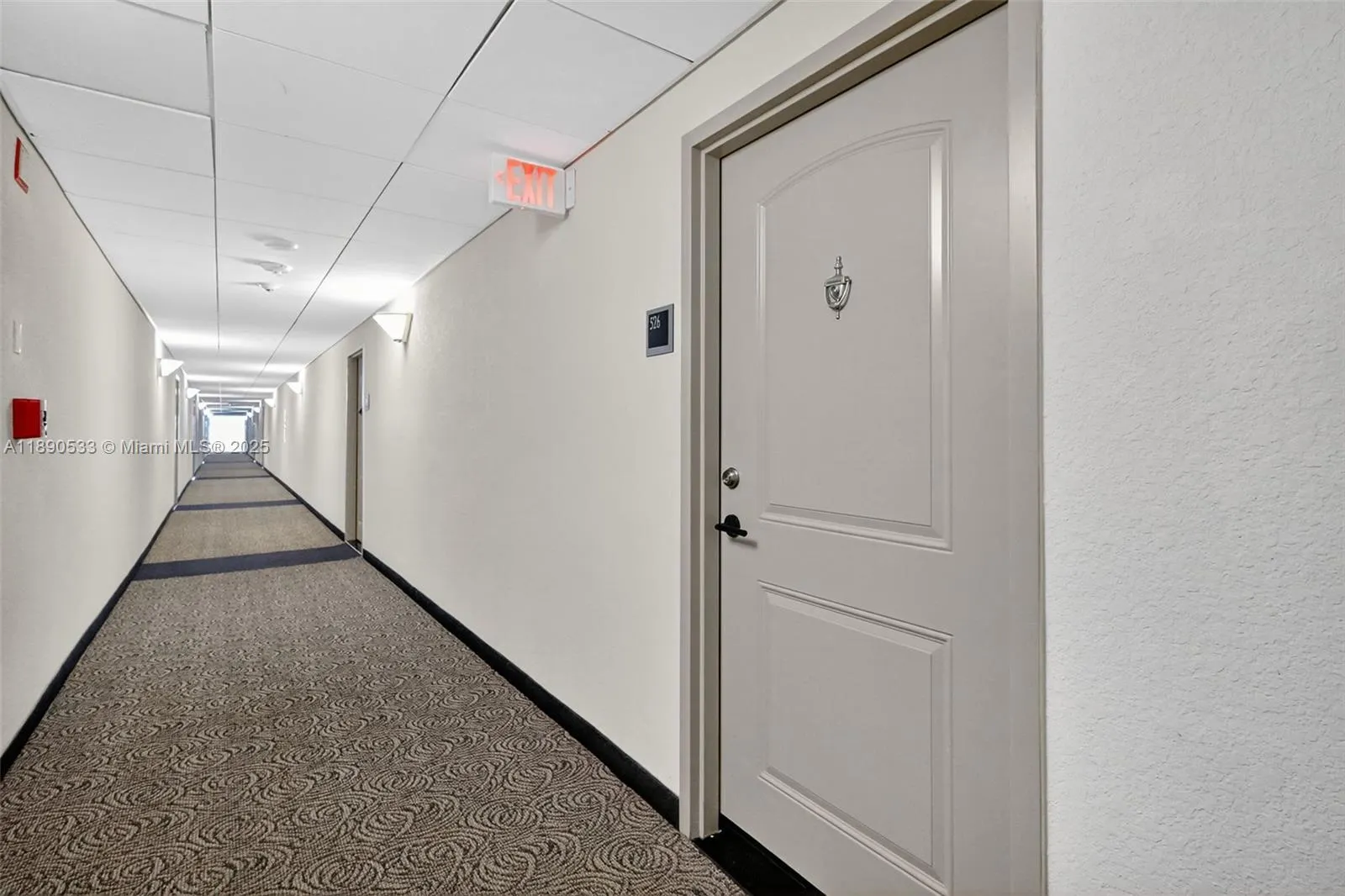 100 Bayview Dr, #526