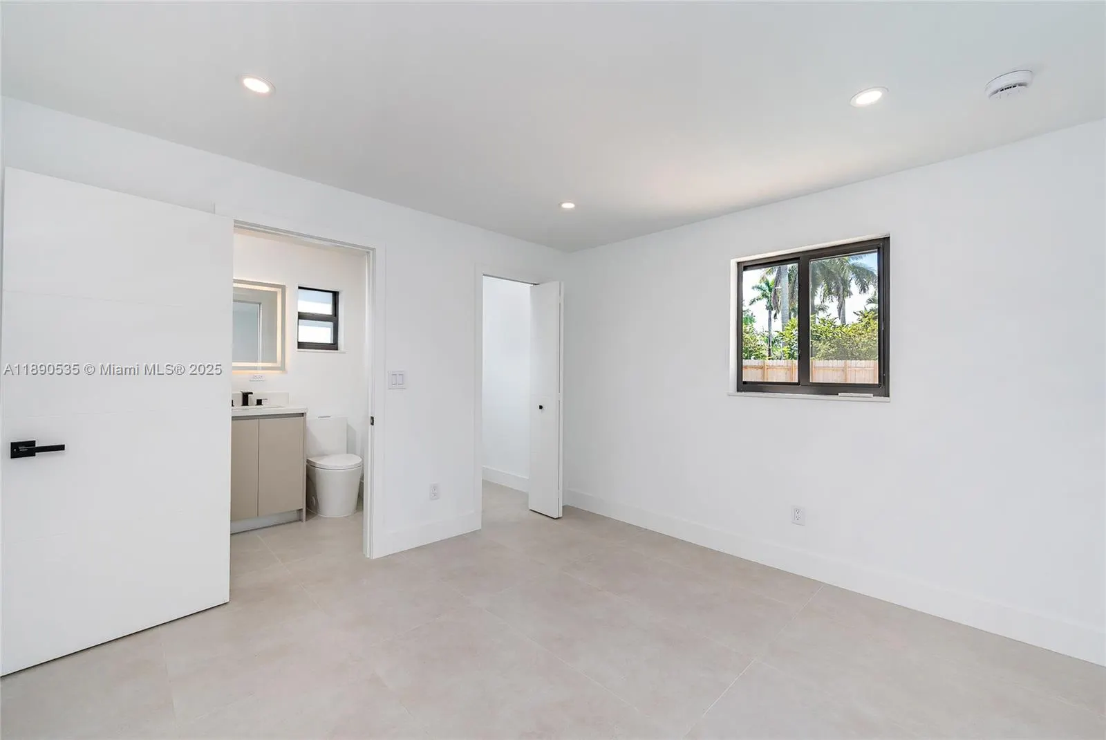 9230 SW 183rd Ter