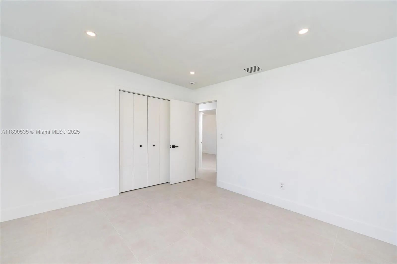 9230 SW 183rd Ter