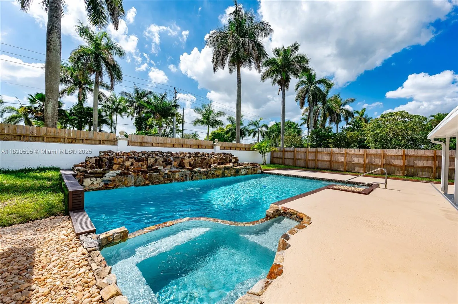 9230 SW 183rd Ter