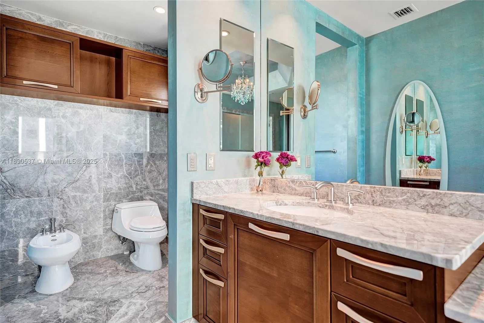 16047 Collins Ave, #2101