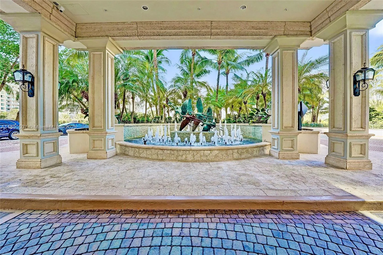 16047 Collins Ave, #2101