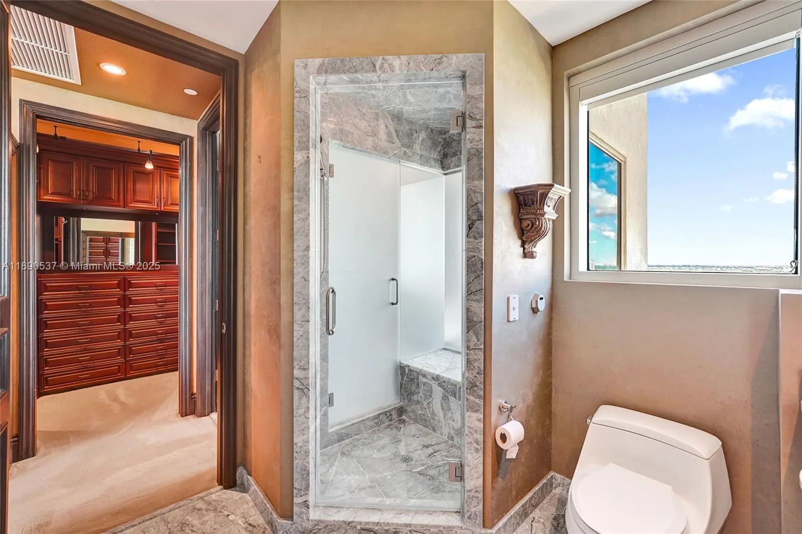 16047 Collins Ave, #2101