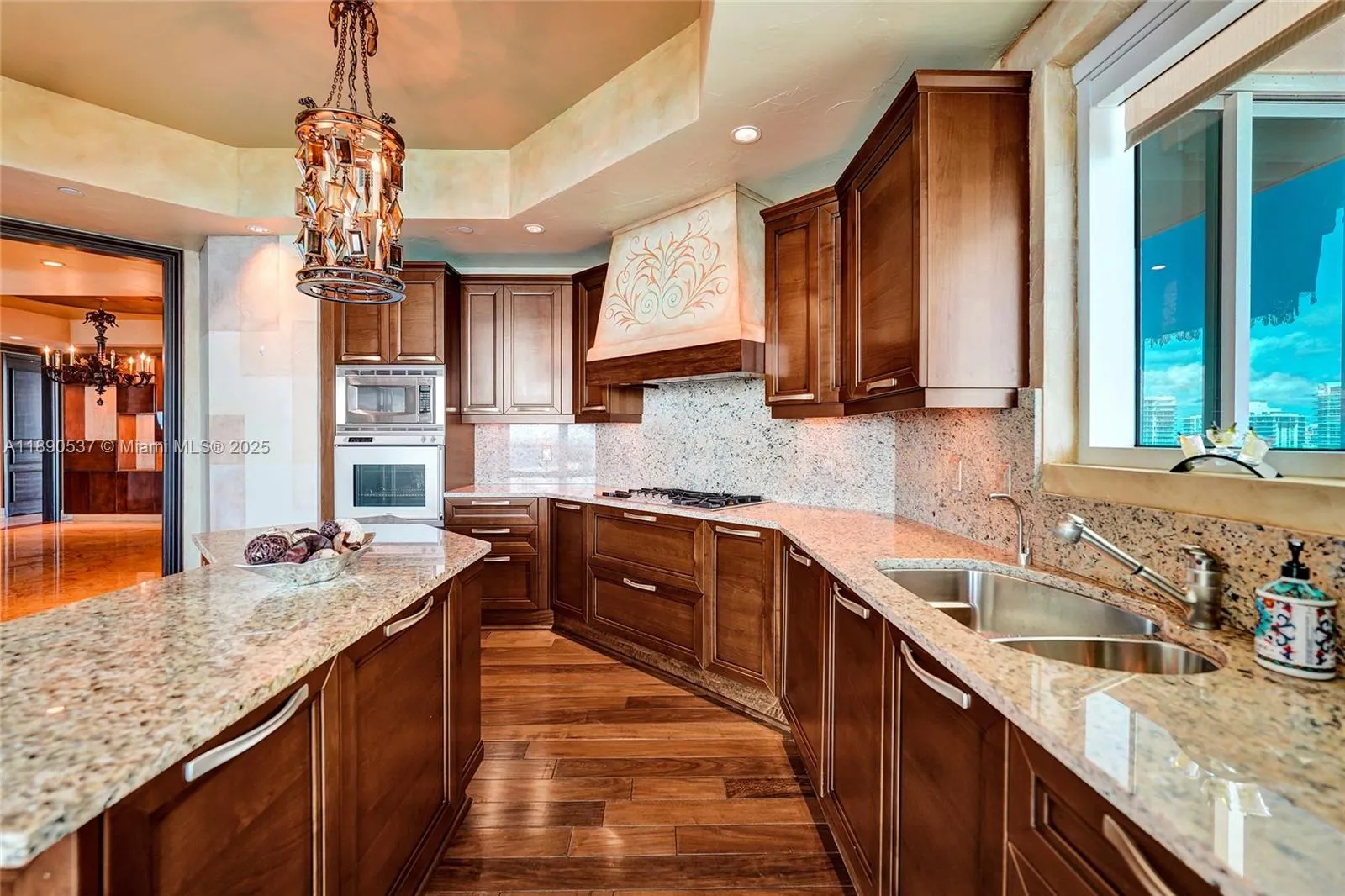 16047 Collins Ave, #2101