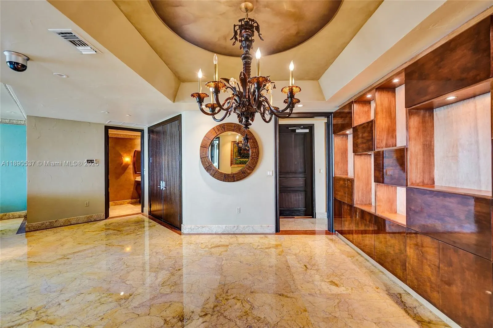 16047 Collins Ave, #2101