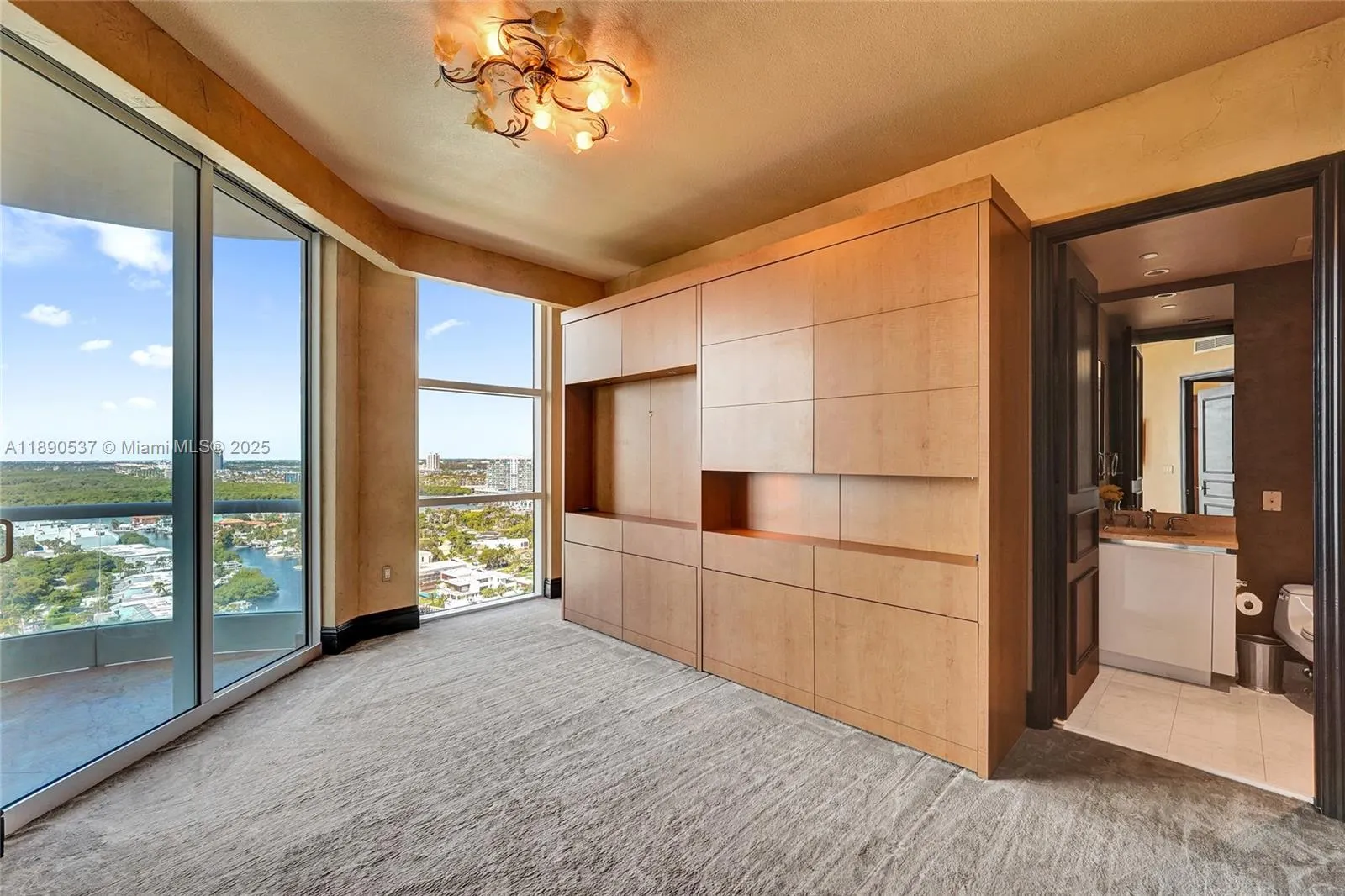 16047 Collins Ave, #2101