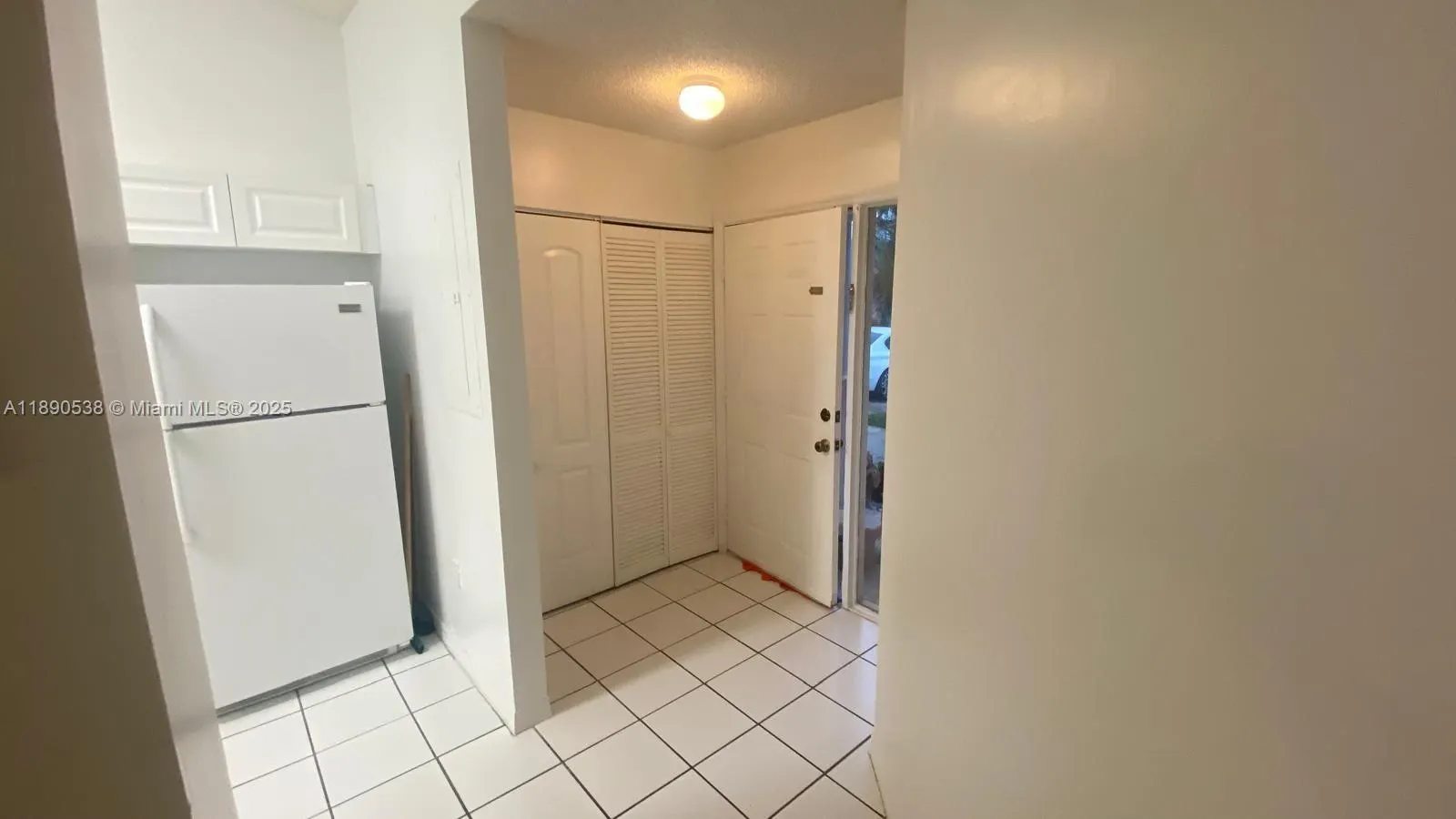 21240 NE 9th Ct, #1