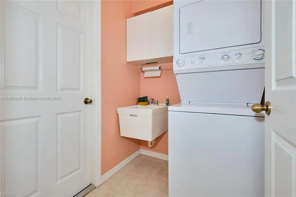 820 Unger