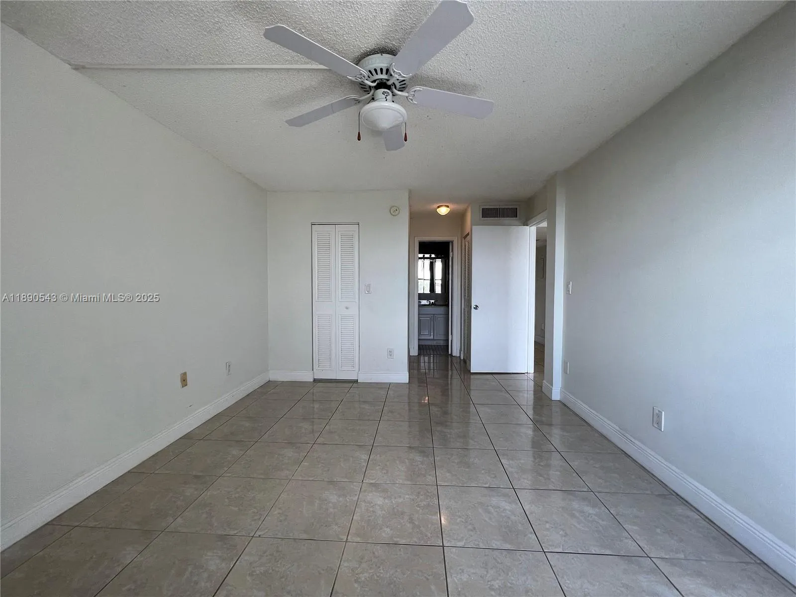 14415 N Kendall Dr, #407G