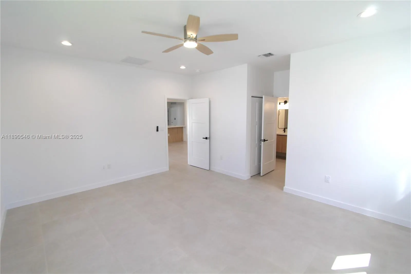 14980 BUCHANAN ST
