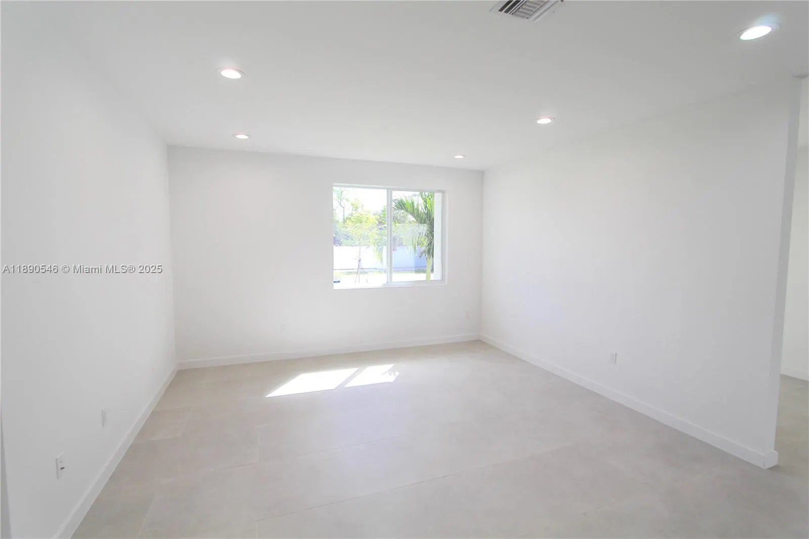 14980 BUCHANAN ST