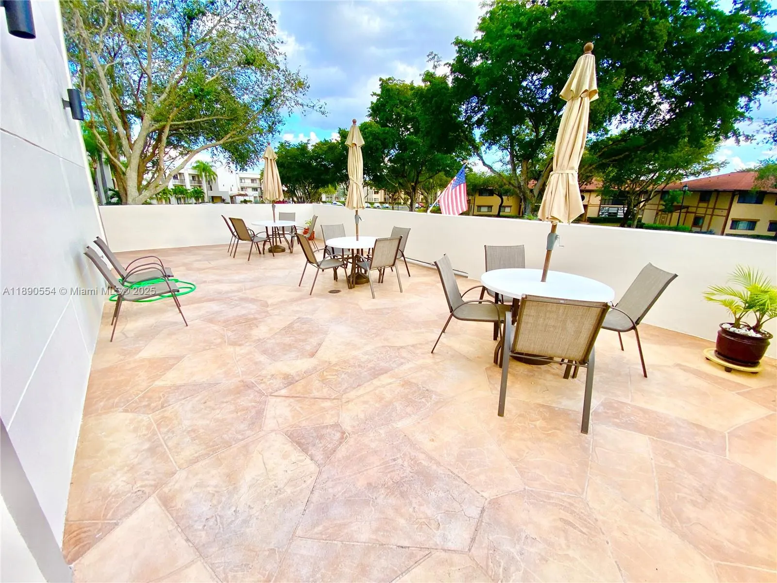 10540 E Clairmont Cir, #205